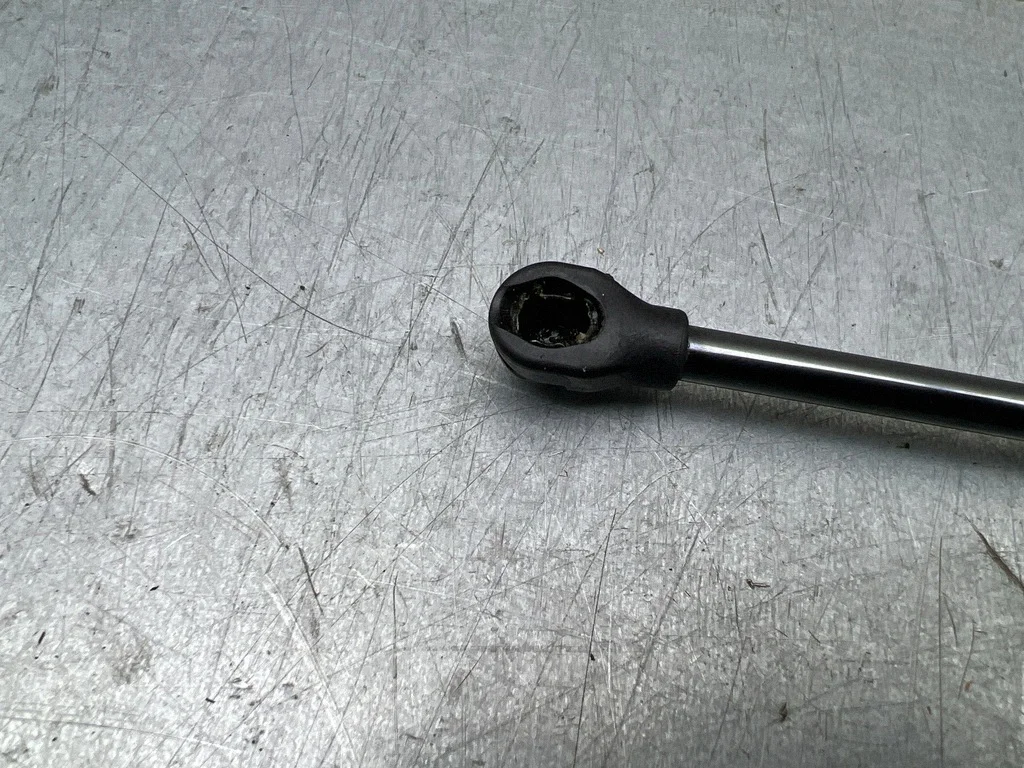 MERCEDES EQA H243 A2479800000 Motorhaubenlifter image 3