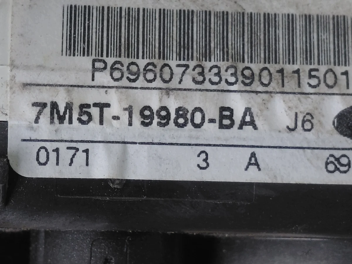 Panneau de ventilation Ford Kuga Mk1 image 5