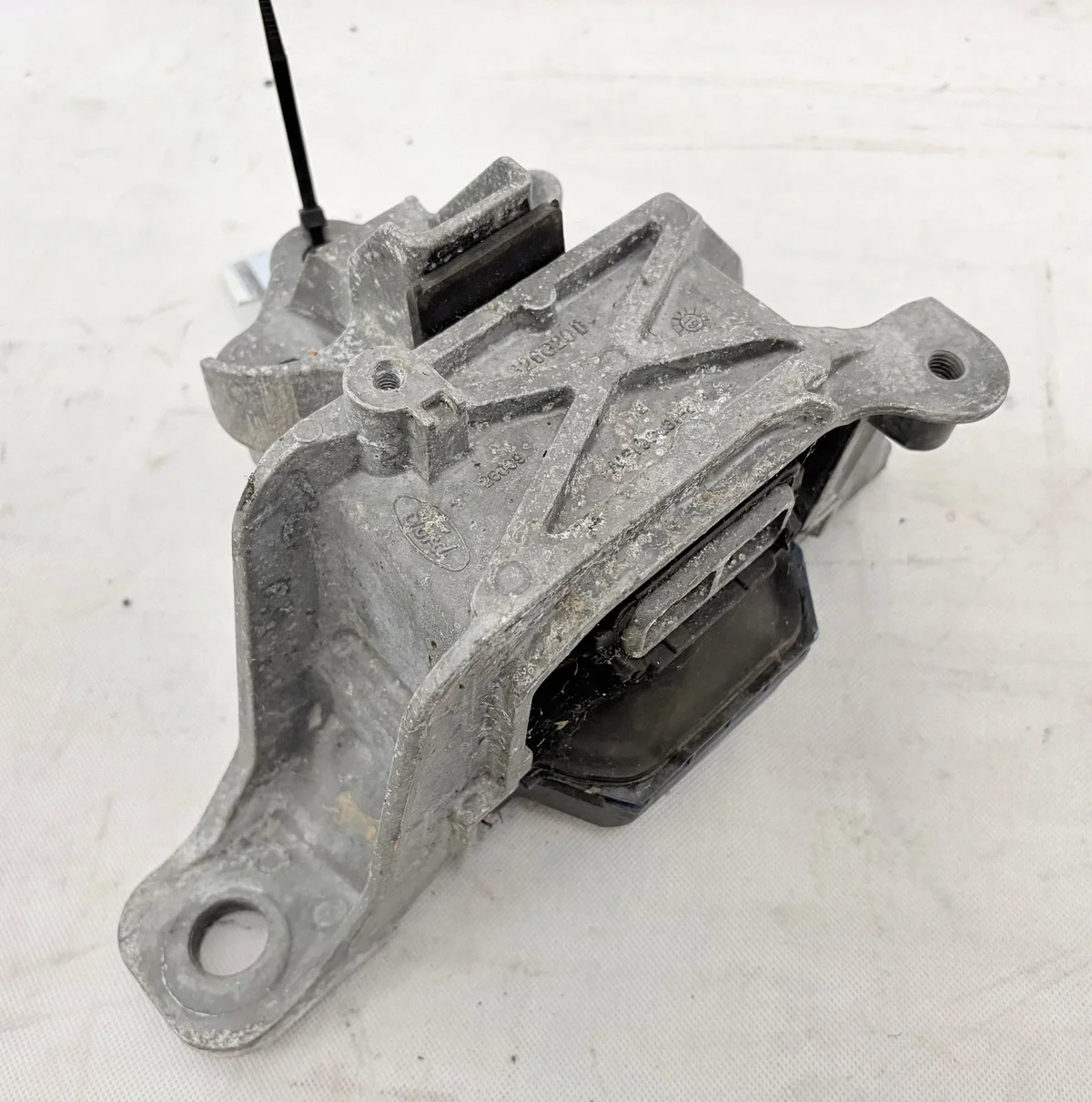 Support moteur Ford Focus JX61-6F012-AF