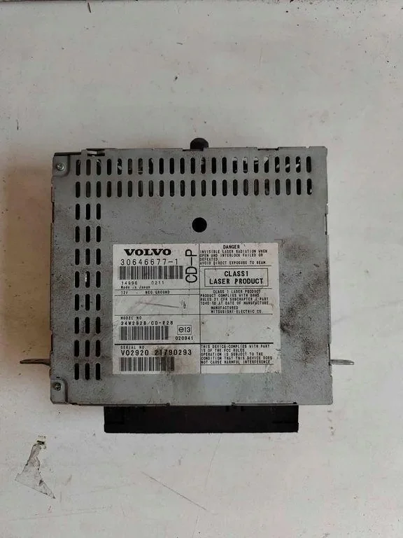 Versterker Volvo XC90 306466771
