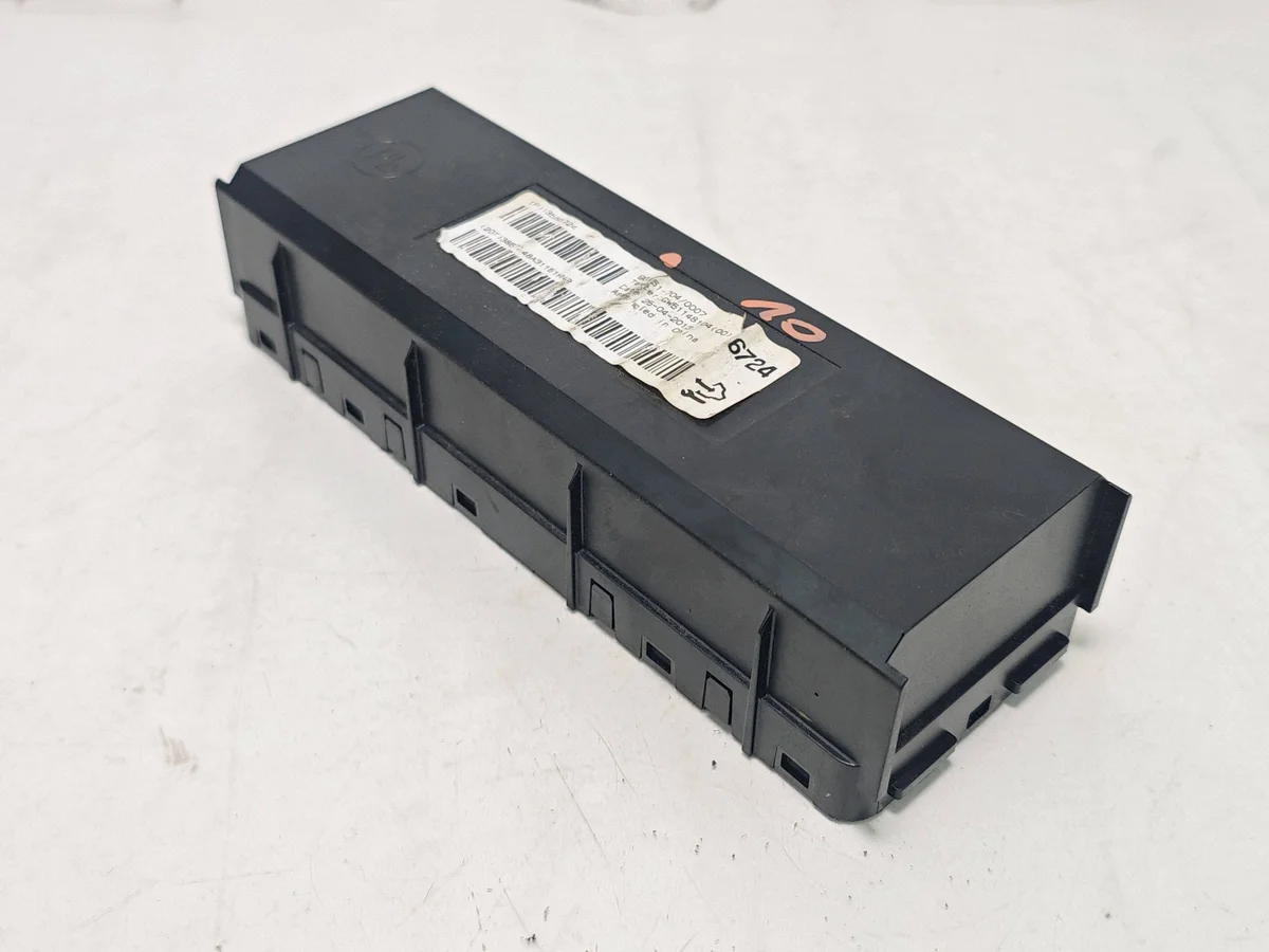 Opel Mokka Climate Control Module 90151704 image 4