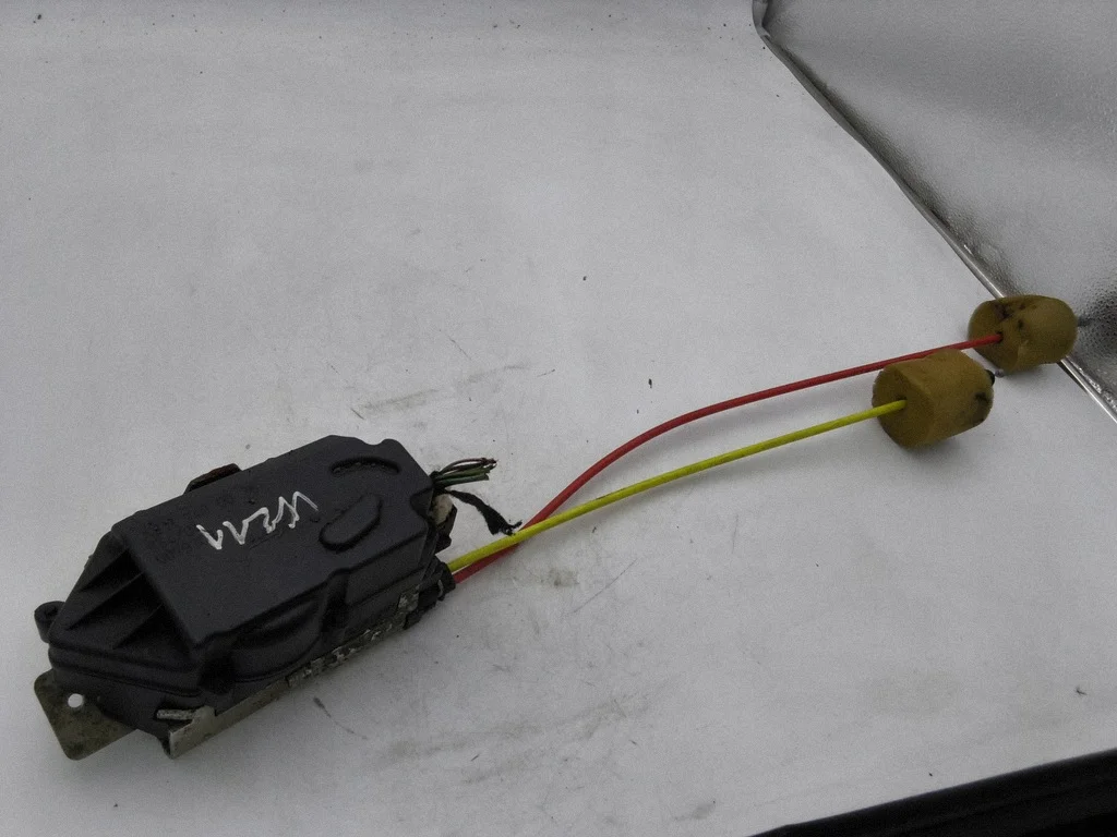 Trunk Lid Latch Mercedes-Benz E W211 Used