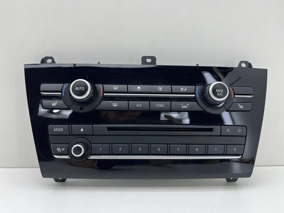 BMW X3 F25 LCI Klimaanlagenbedienfeld image 3