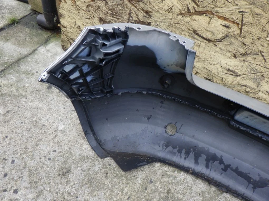 VW Golf V 5 Stoßstange Hinten Gebraucht image 6
