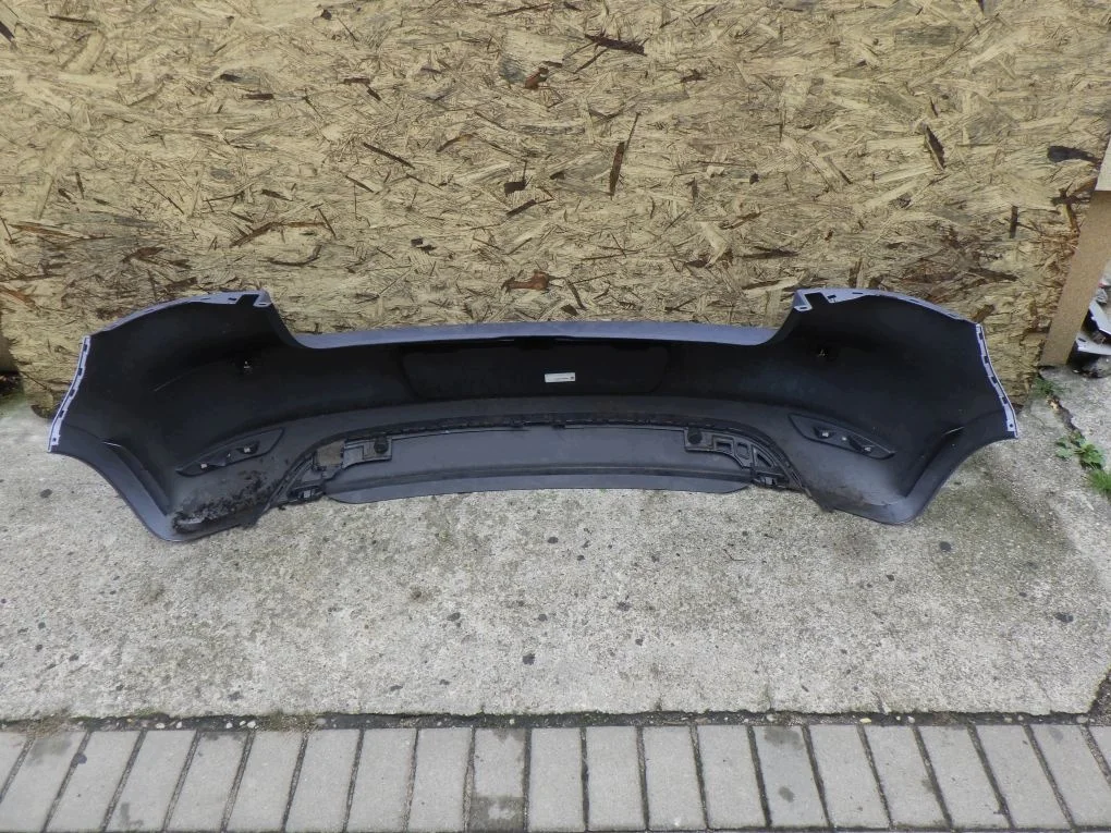 Para-choques Traseiro VW Golf VI 6 Usado image 7