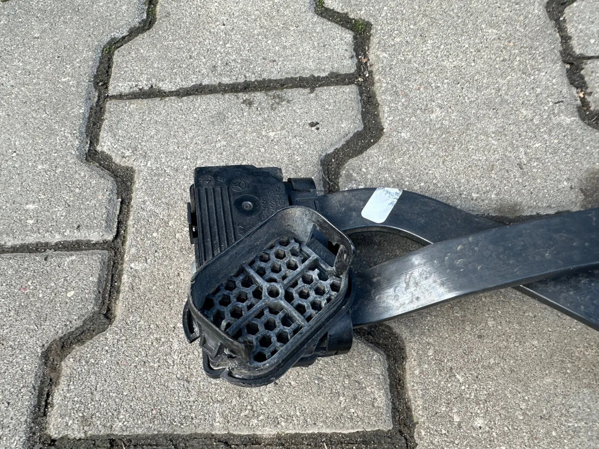 Morsetto positivo Mercedes-Benz A W177 A1775407932