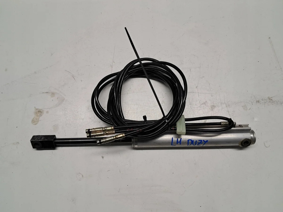 Mercedes-Benz CLK W209 Attuatore Tetto A2098000772