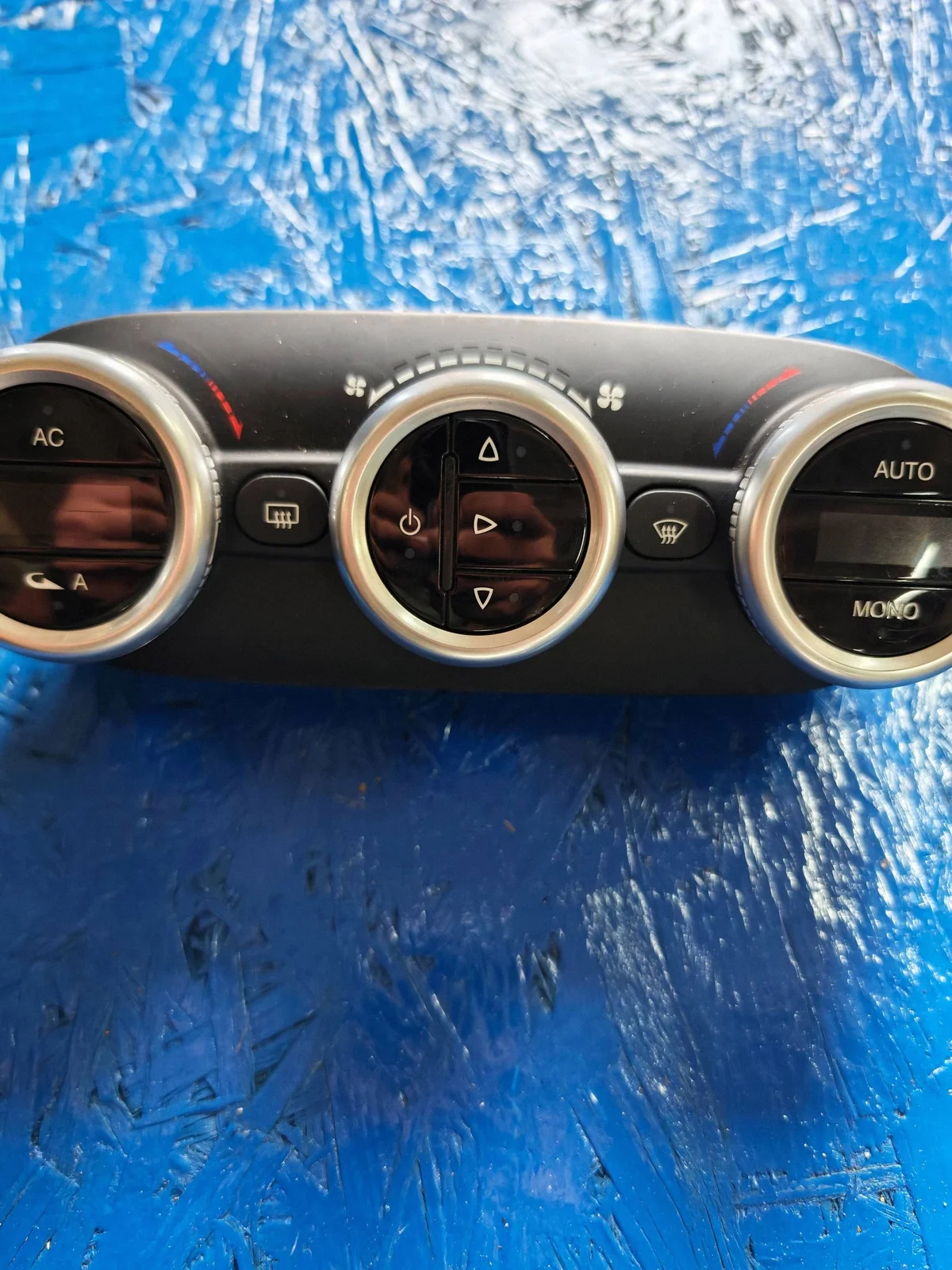 Panneau Climatronic Fiat 500E OEM 503600090109 image 3