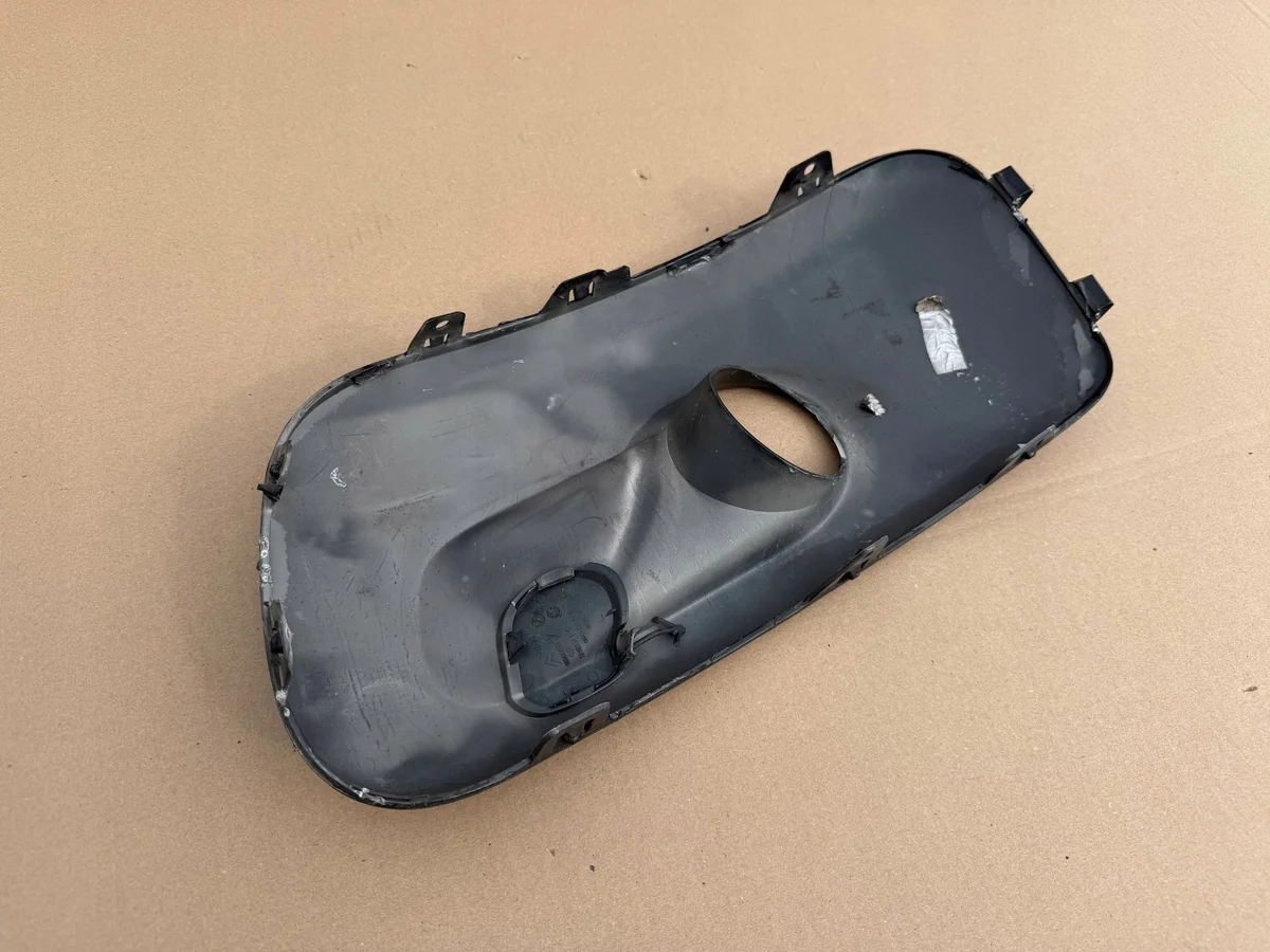 Grelha Farol Nevoeiro Citroen C3 Picasso Esquerda image 3