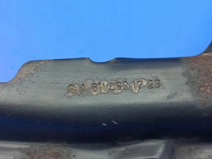 Supporto Collettore Aspirazione Mercedes E W211 A6110981729
