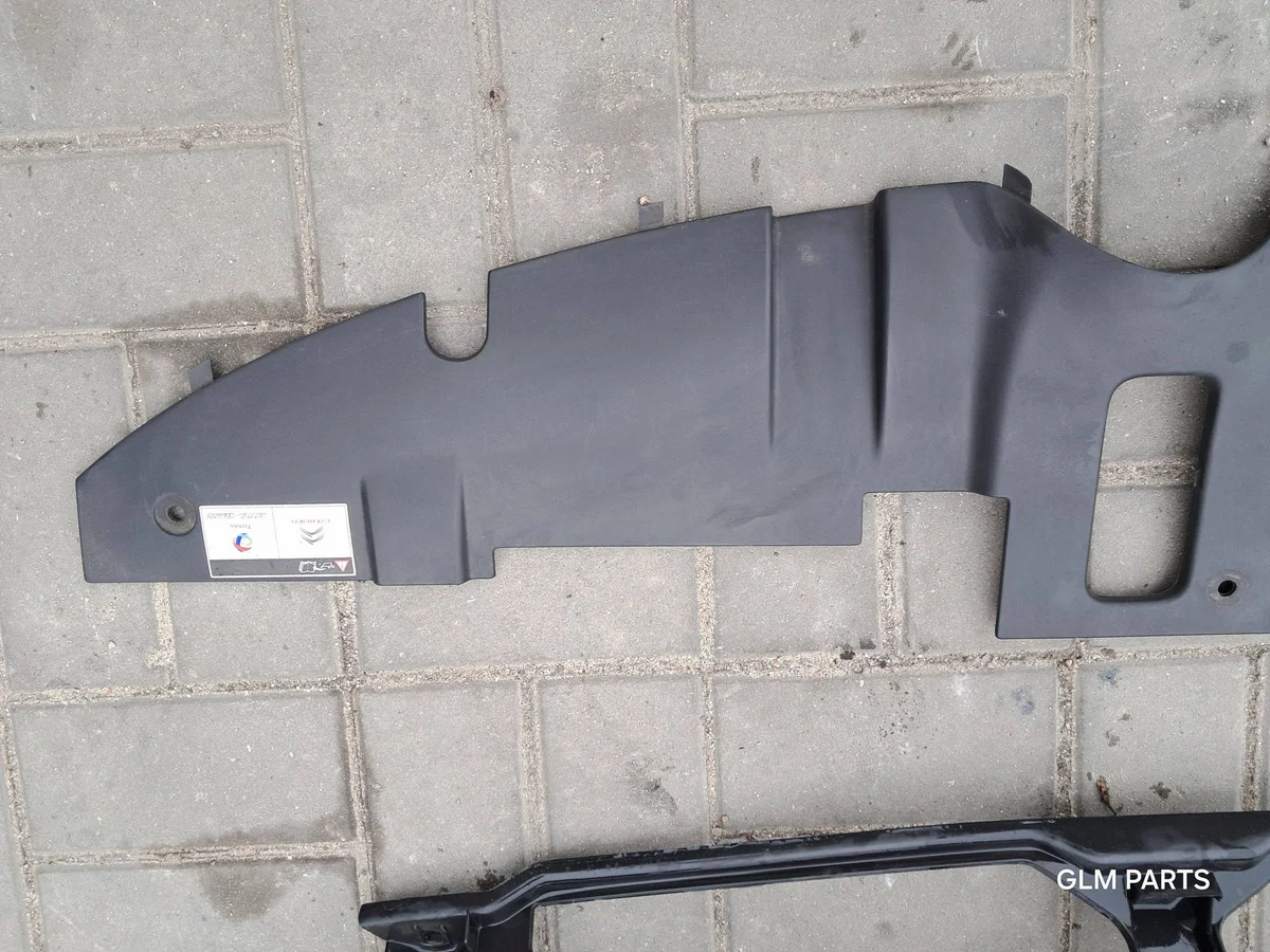 Citroen C4 Picasso II Rinforzo Paraurti Usato image 3