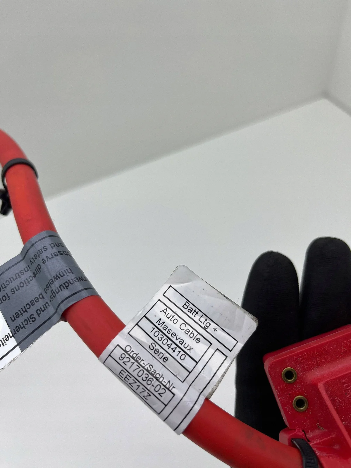 BMW 5 F10 F11 Batteriepol Plus 9217036 image 3