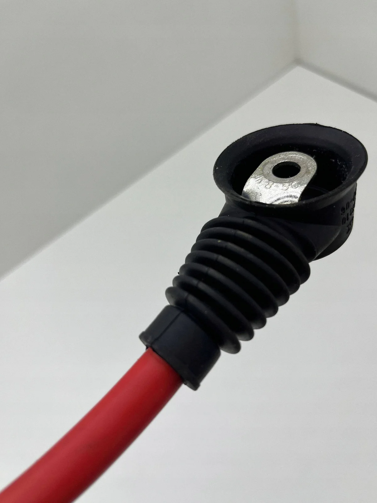BMW 5 F10 F11 Batteriepol Plus 9217036 image 5