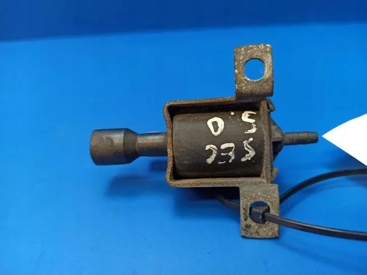 Válvula de vácuo Mercedes 0015407097 image 9