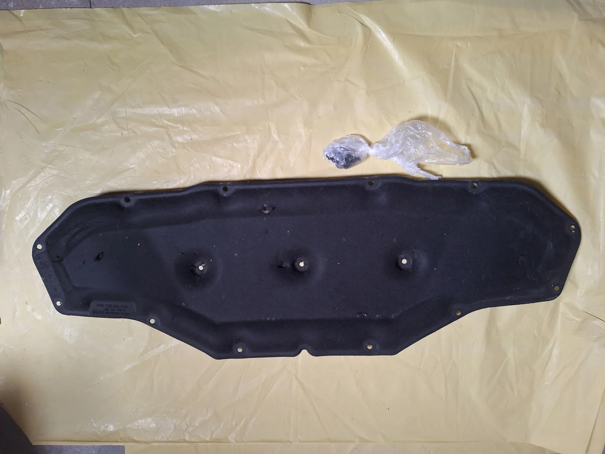 Isolatie motorkap BMW F45 F46 7298866