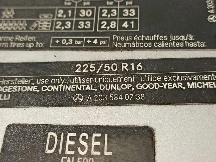 Tankdeckel MERCEDES-BENZ C (W203) A2035840039 image 8