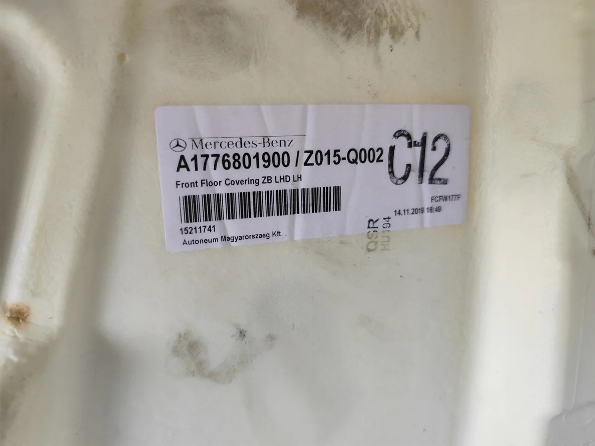 Bodenmatte Mercedes A-Klasse W177 A177680 image 5