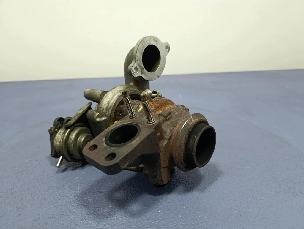 Citroen DS3 1.6 e-HDi turbocompressor image 4