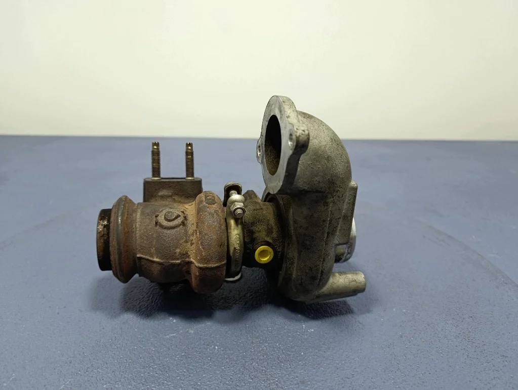 Citroen DS3 1.6 e-HDi turbocompressor image 7