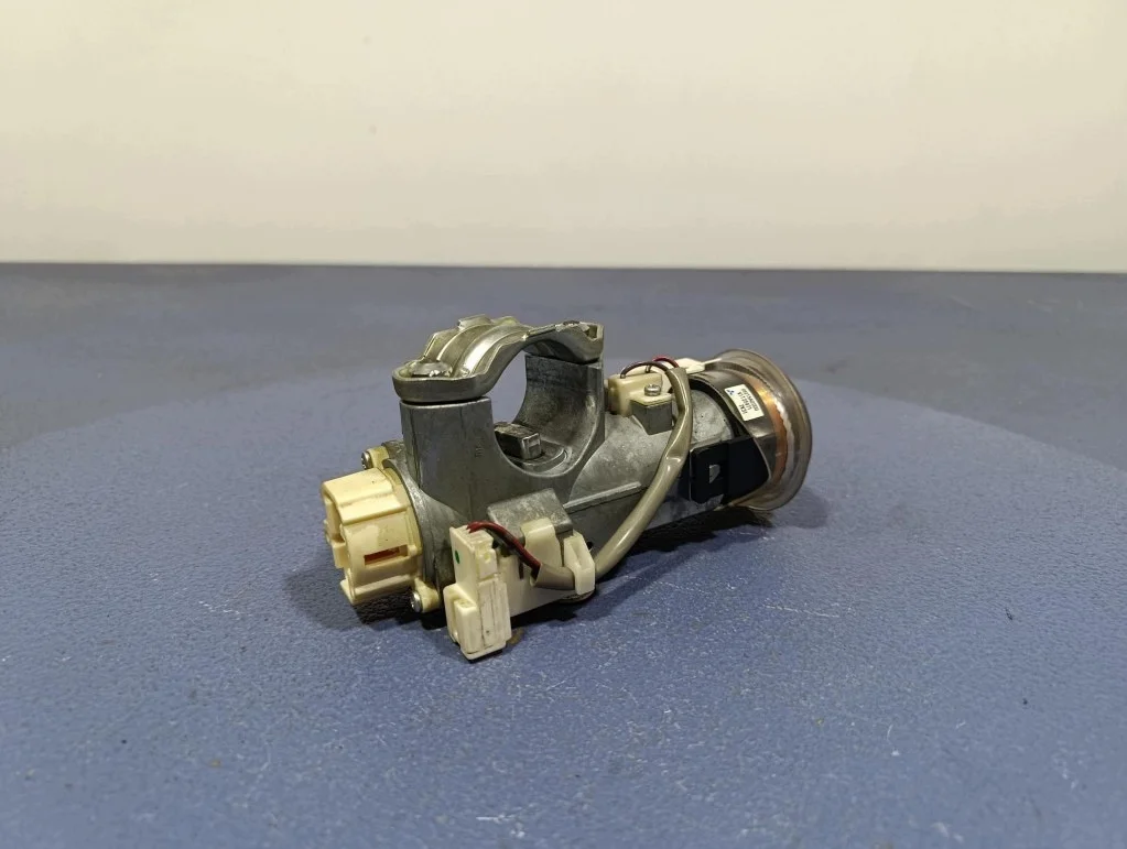 Subaru Impreza III GH Deurslot Cilinder A-1024614- image 4