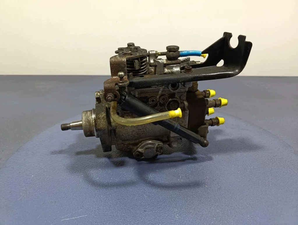 VW Transporter T4 1.9D Injection Pump image 3