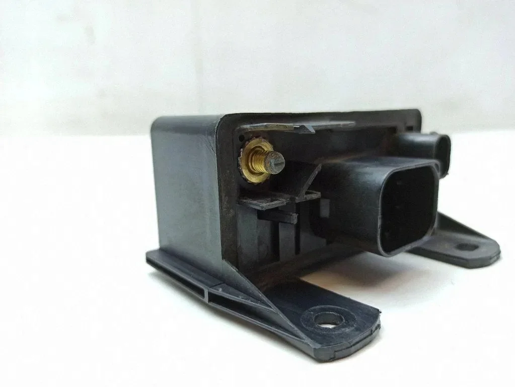 Sytytystulppa Mercedes-Benz Viano W639 image 6