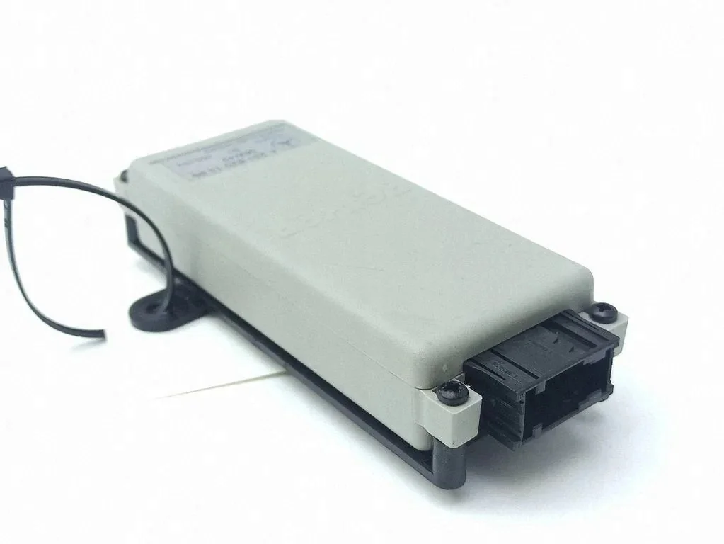Amplificador Antena Mercedes-Benz M (W164)