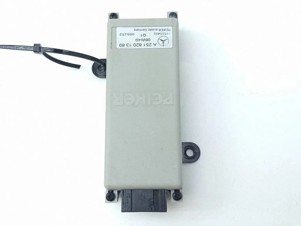 Amplificador Antena Mercedes-Benz M A2518201389
