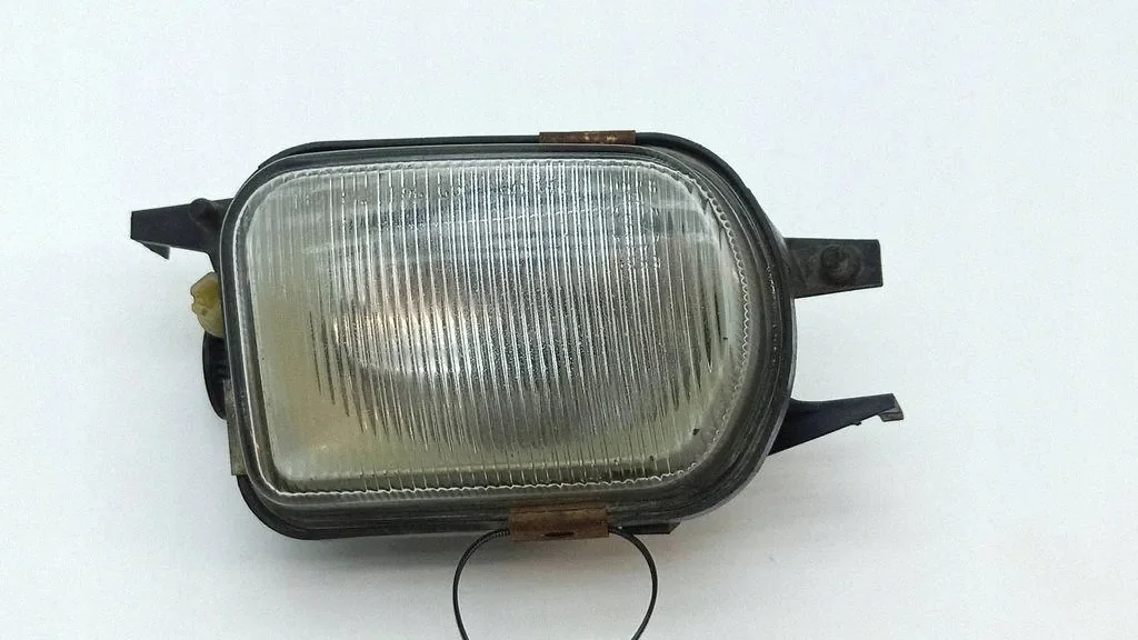 Farol de Nevoeiro Mercedes-Benz C W203 Usado