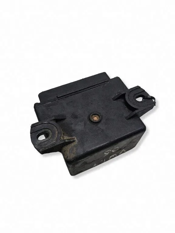 Candela VW LT 28-46 II 2.5L 2D0911253 image 4