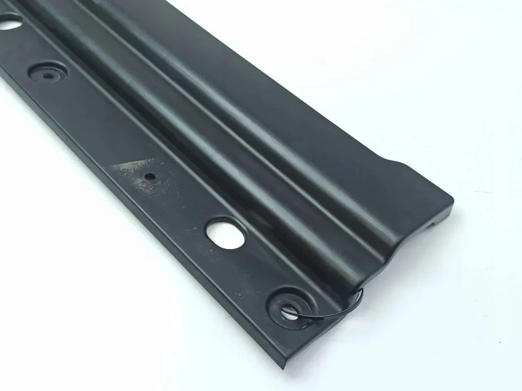 Panel superior frontal Nissan NP300 Navara D23 image 5