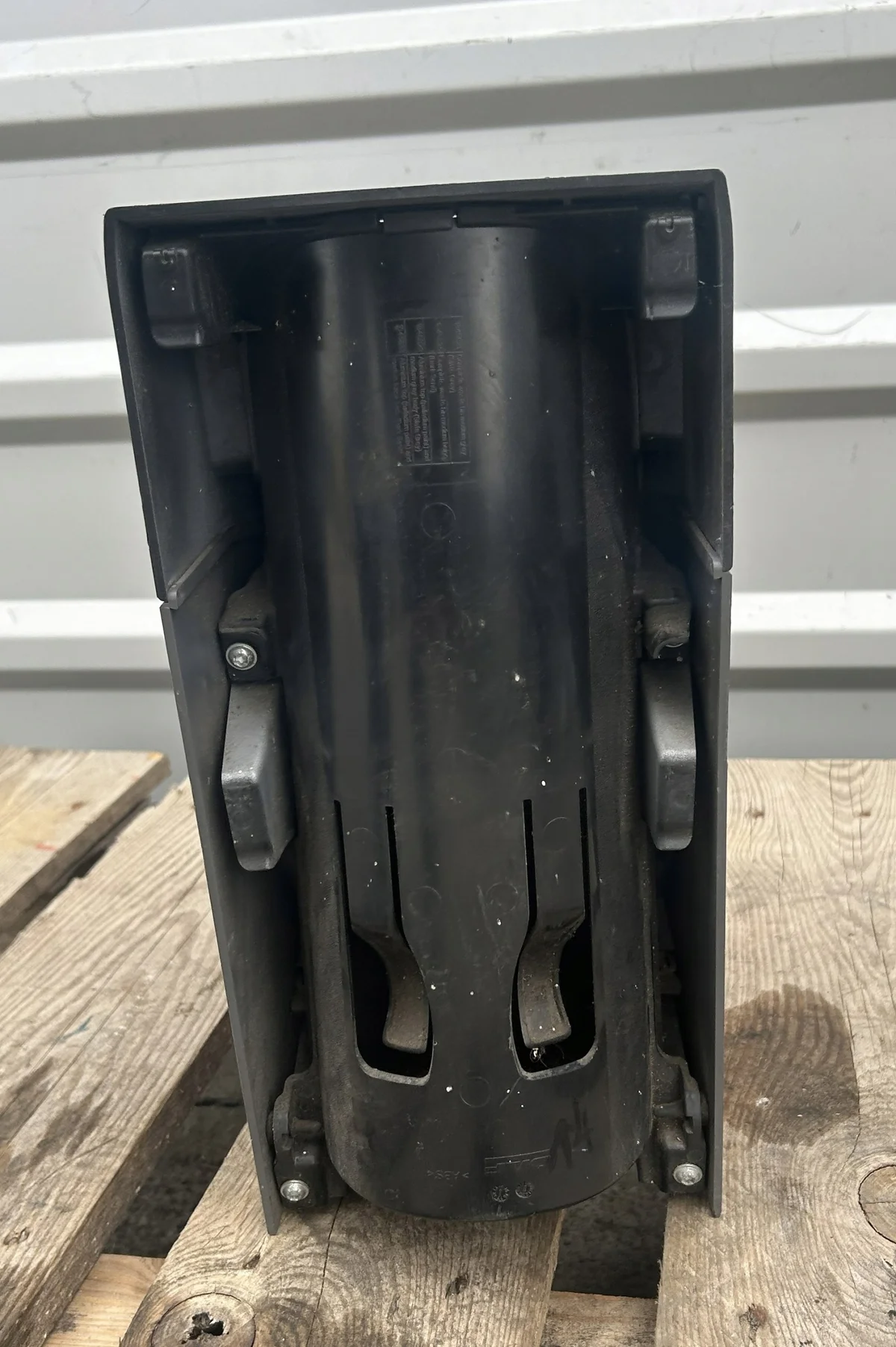 Soporte Botella DAF XF 106 Usado image 4