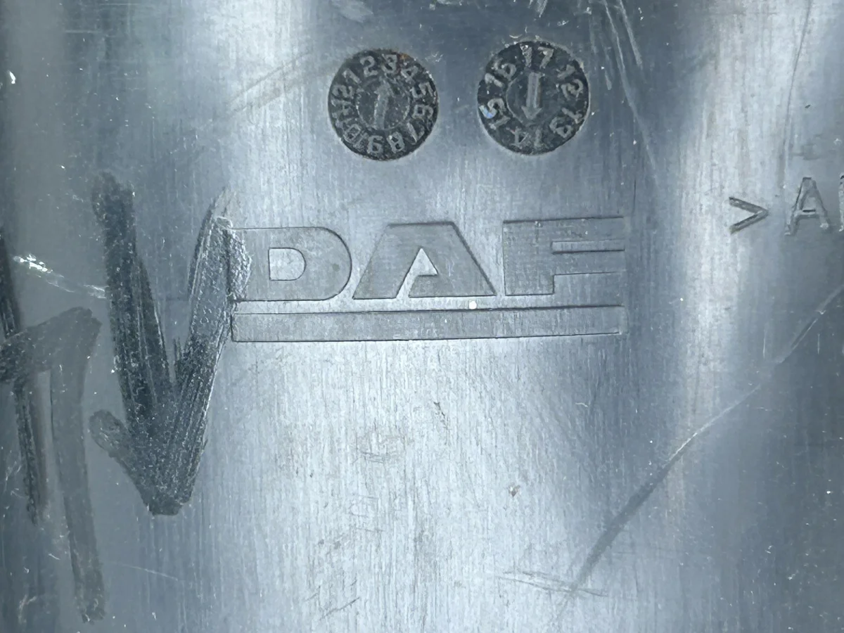 Soporte Botella DAF XF 106 Usado image 6