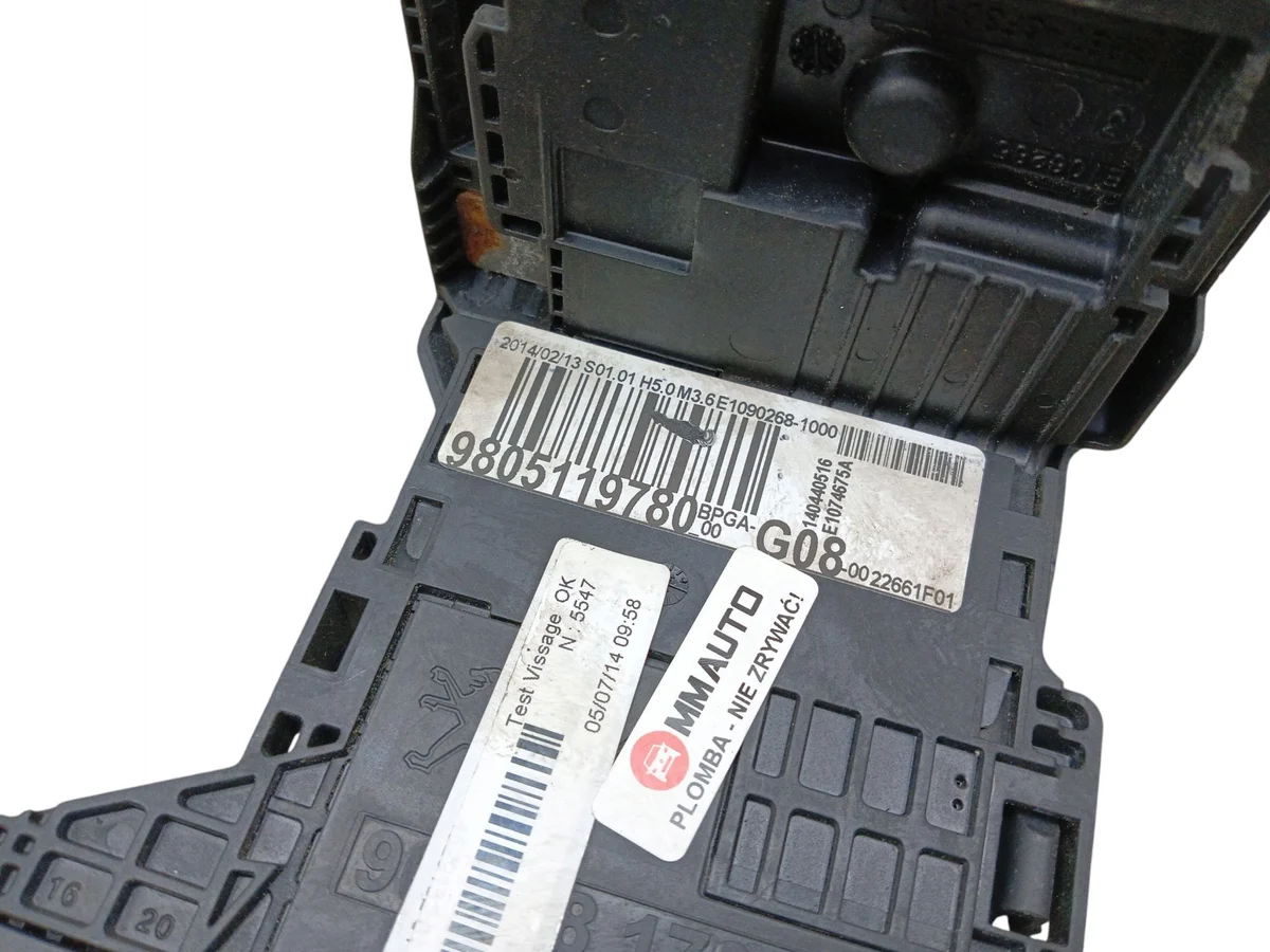Módulo Control Voltaje Batería Citroen DS5 DS4 C4 II image 3
