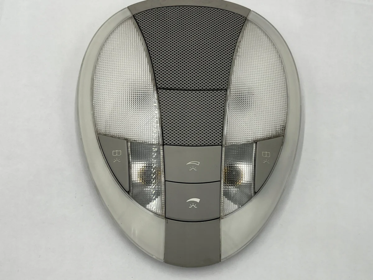 Luz de Teto Mercedes W219 CLS A2198200801
