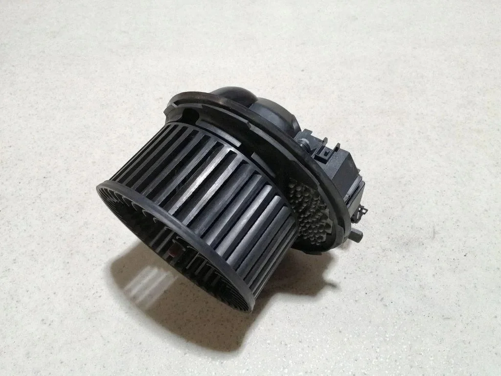 Ventilateur chauffage SEAT LEON II 995775T