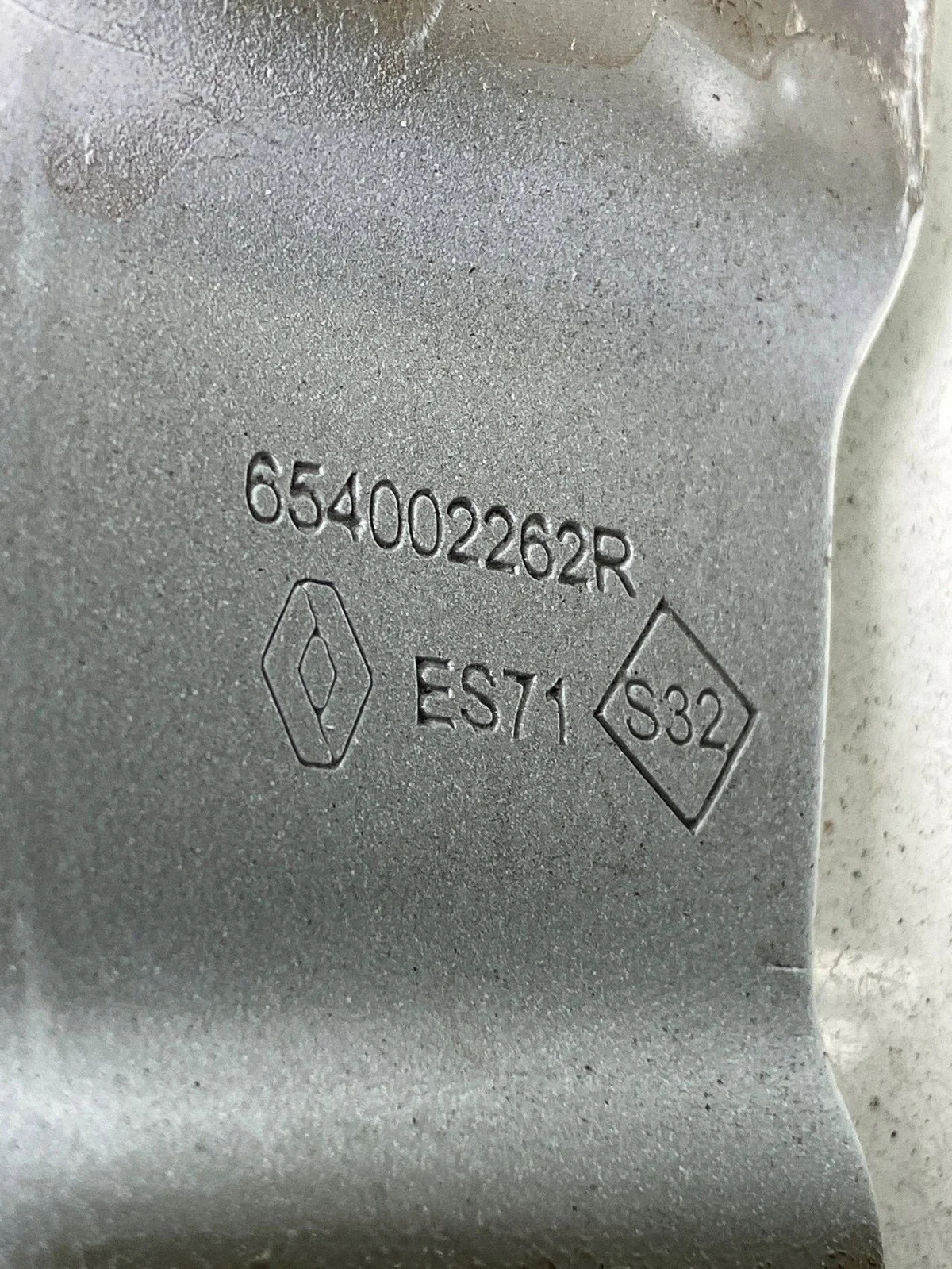 Charnières capot Renault Kangoo III 2022 image 6