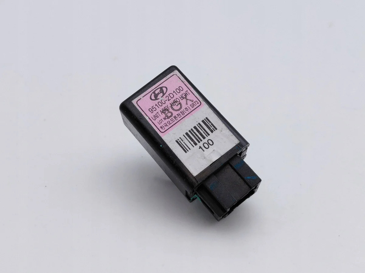 Relais Hyundai Coupe 951002D100 DRC127727