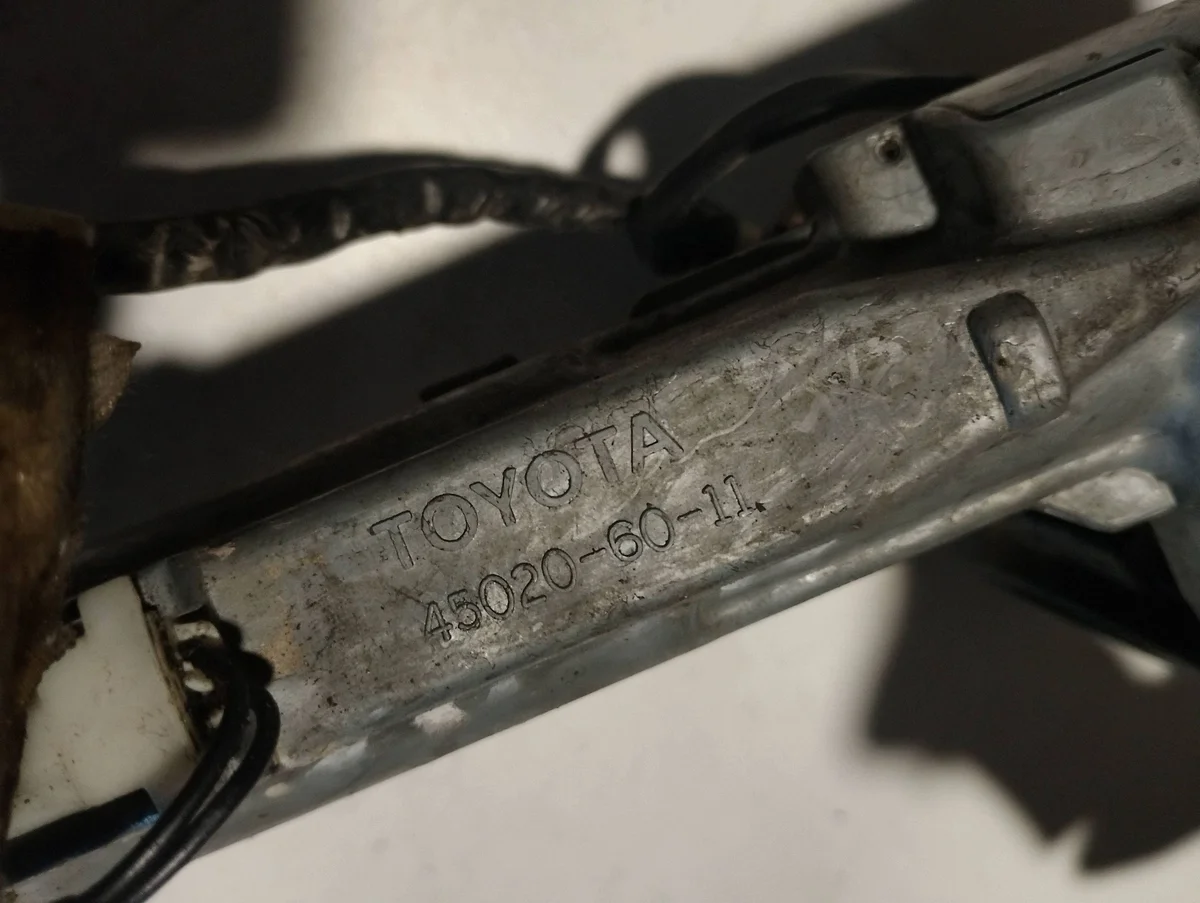 Toyota Land Cruiser J90 kytkin 450206011 image 6