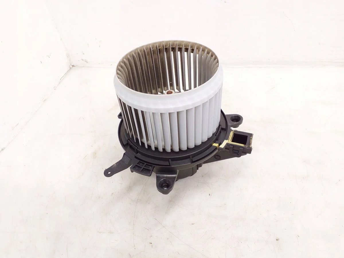 Gebläse Peugeot Partner III 0004021179