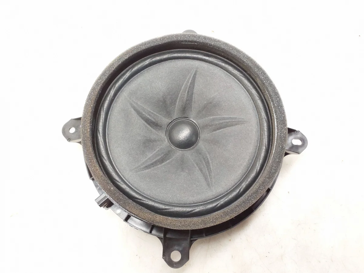 2025 Lexus UX Framdörrshögtalare 8616076160