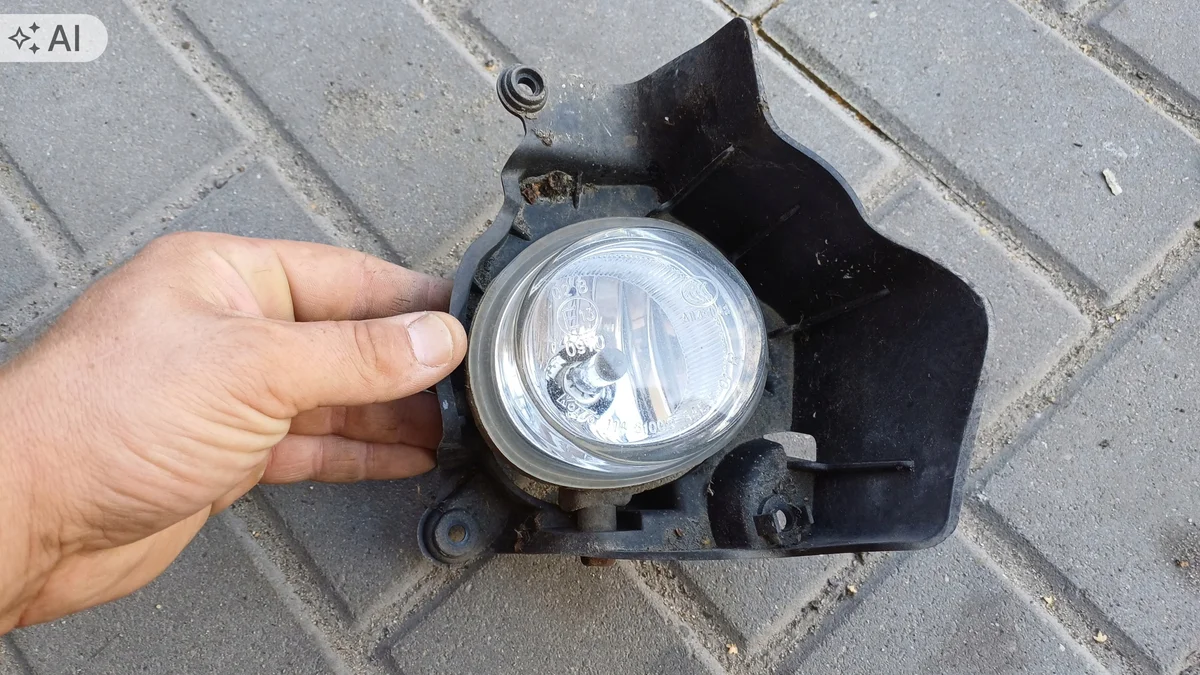 Mazda 2 07-14 Halogen Strålkastare Höger image 3