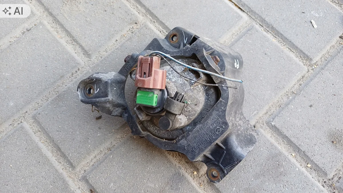 Mazda 2 07-14 Halogen Strålkastare Höger image 4