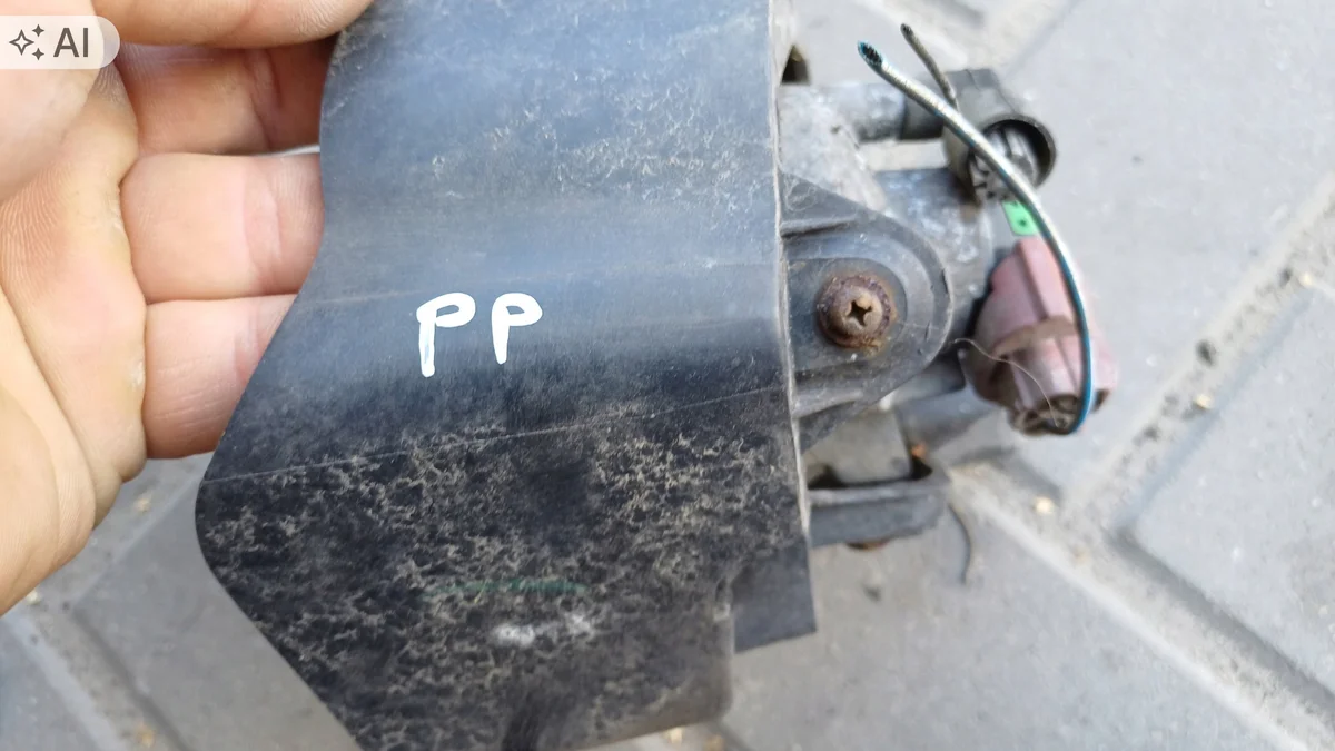Mazda 2 07-14 Halogen Strålkastare Höger image 6