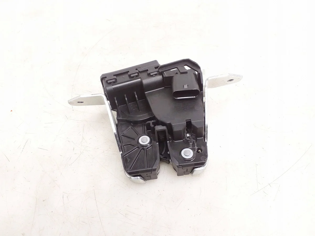 Cierran Puerta Maletero Mercedes GLA A0997400500