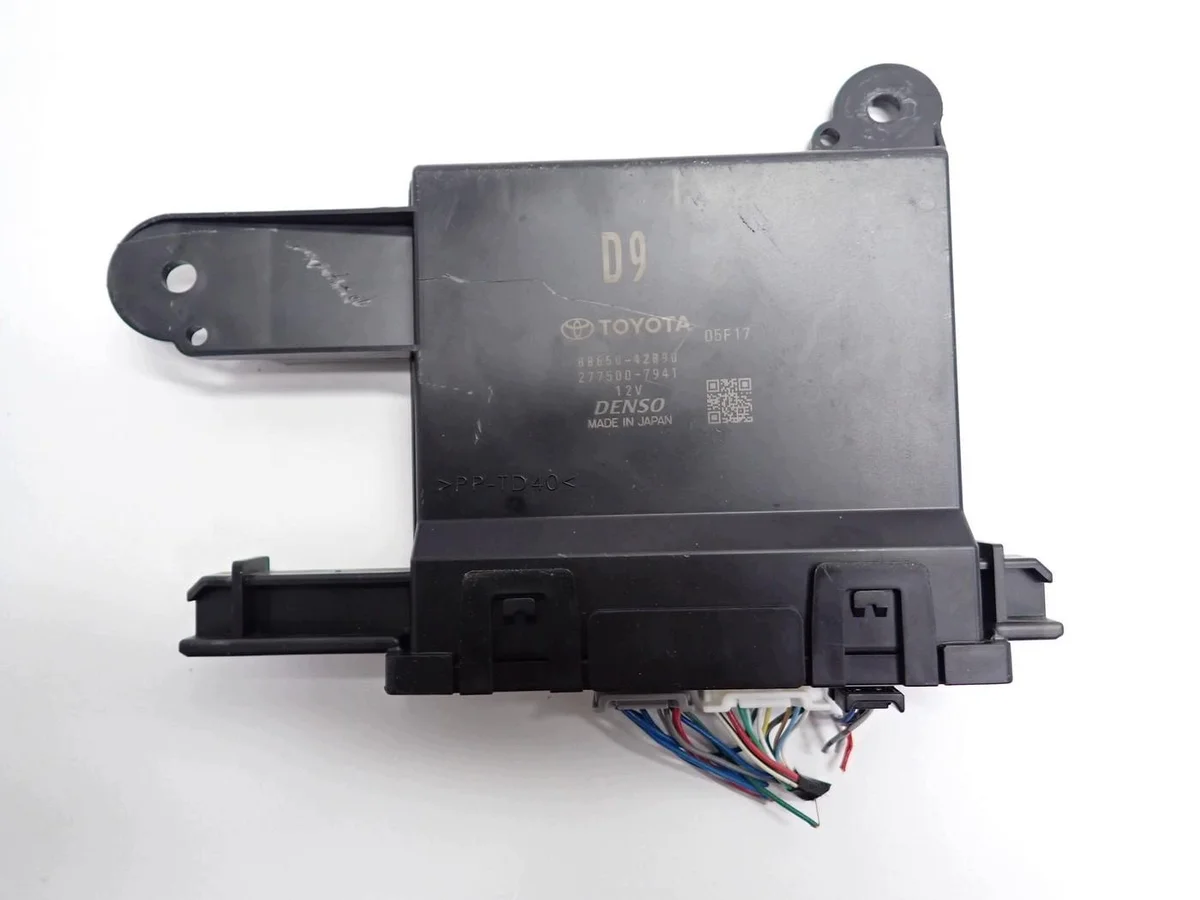 Module Climatisation Toyota RAV4 V 88650-42890