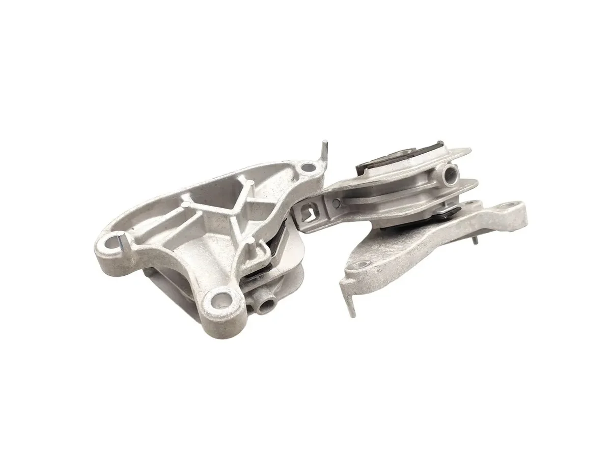 Vauxhall Mokka Engine Mount 9826583880 image 3