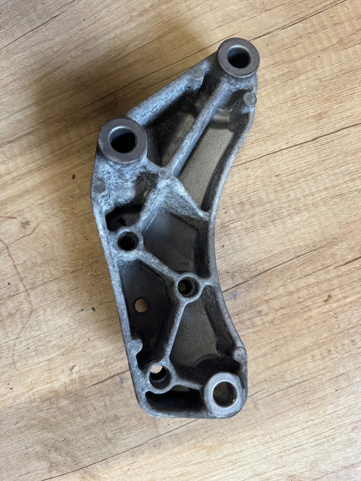 Soporte Caja Cambios VW Skoda Seat Audi 1K0199117CD image 3