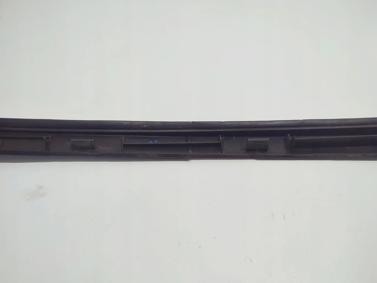 Friso do Para-brisa Citroen C5 III X7 Direito Usado image 8