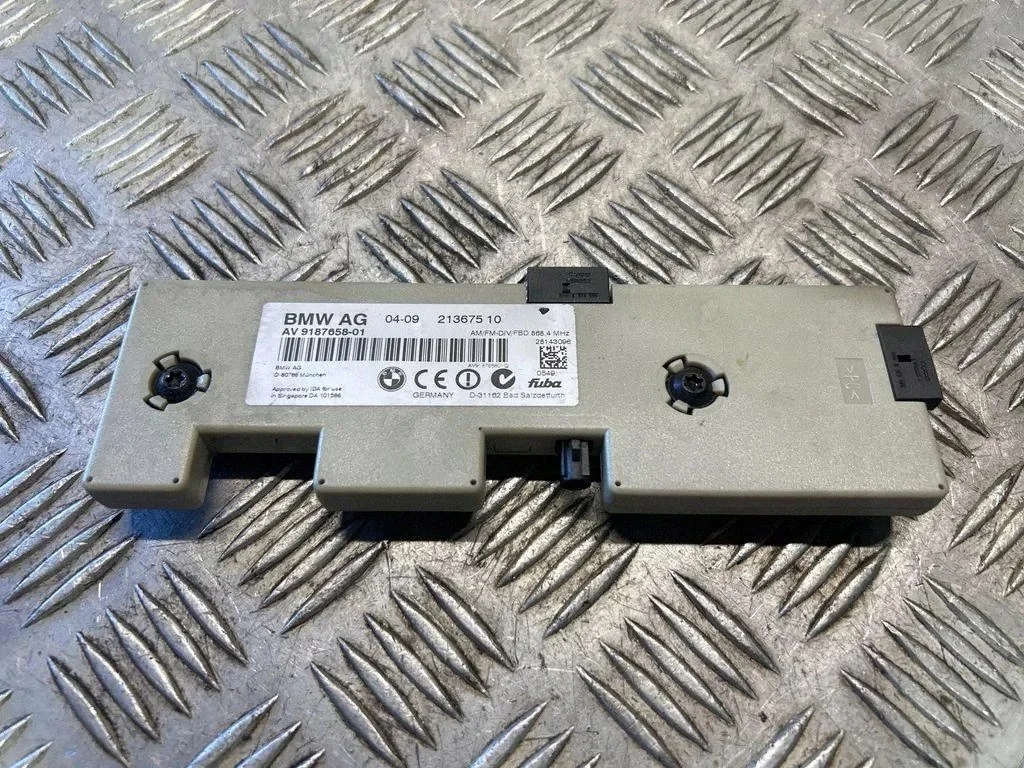 Amplificateur d'antenne BMW E92 OEM 9187658
